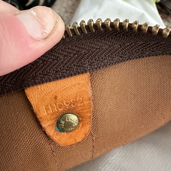 Louis Vuitton Keepall Vintage Duffle - Picture 2 of 9